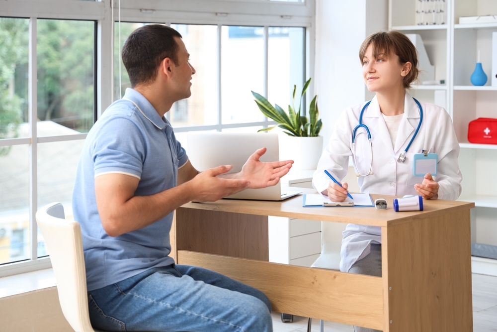 Conheça os sintomas do HIV em homens